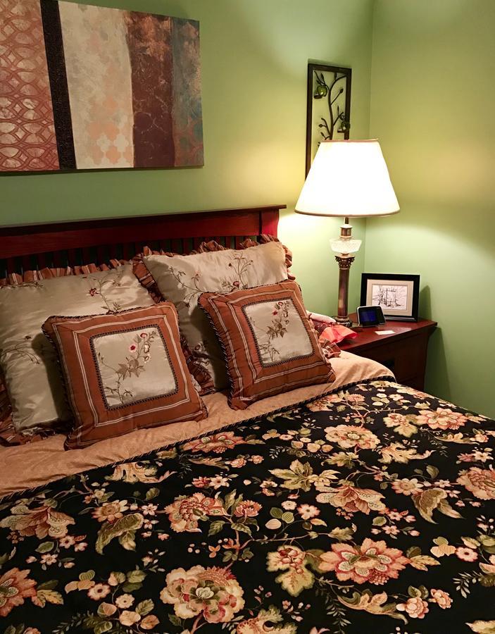 Yellow Door Bed And Breakfast Fort Erie Eksteriør bilde
